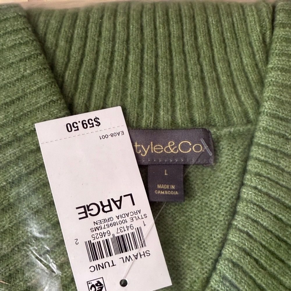 Green Women's Sweater size L NWT - Picture 5 of 8